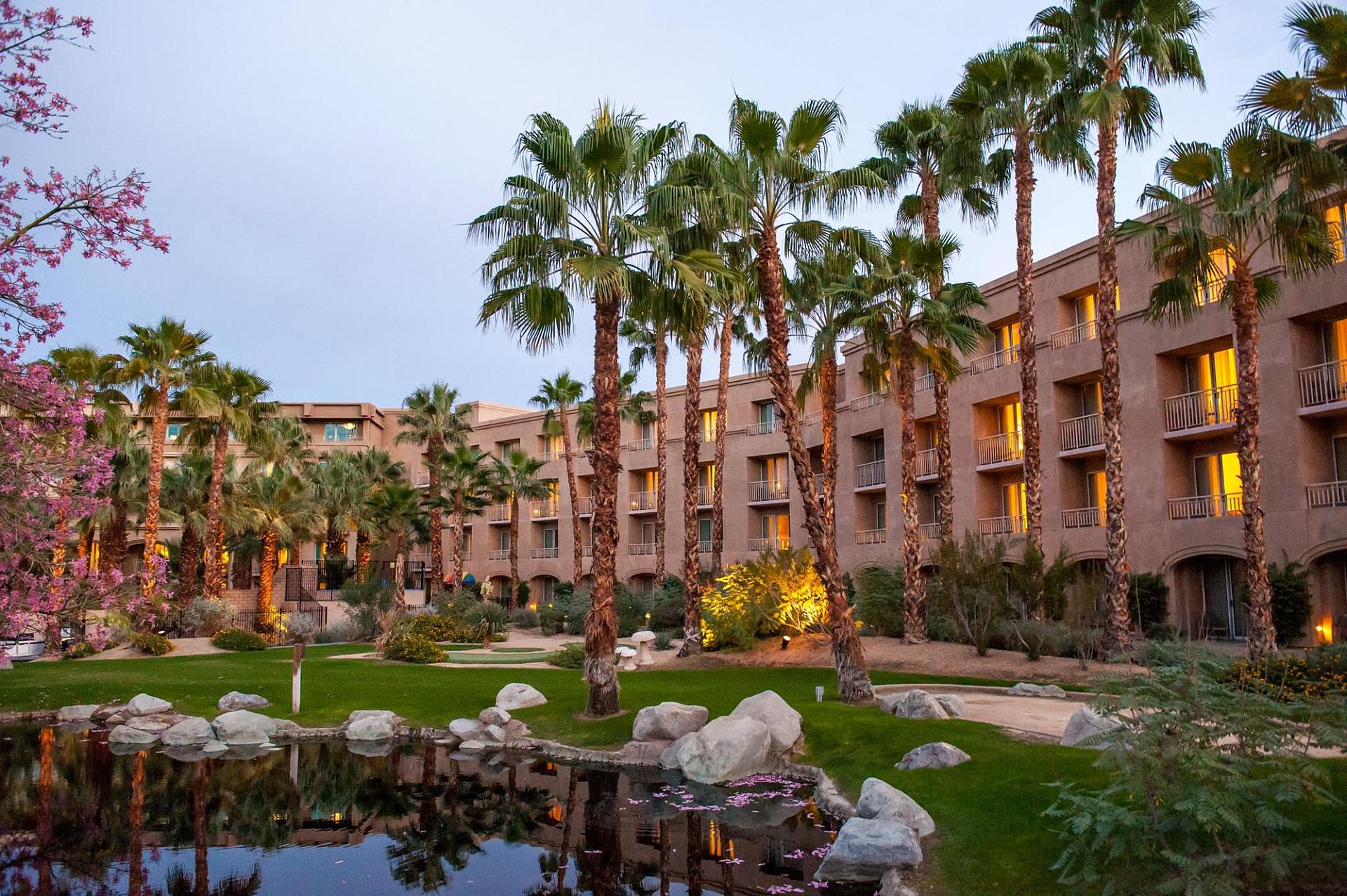 Experience our all-suite resort at Hyatt Palm Springs, California