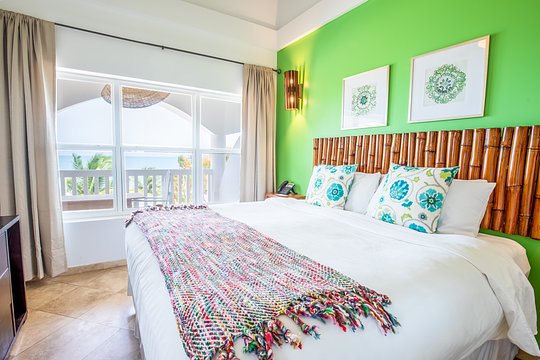 The Lagoon - Double En-Suite Bedroom in Shared Apartment