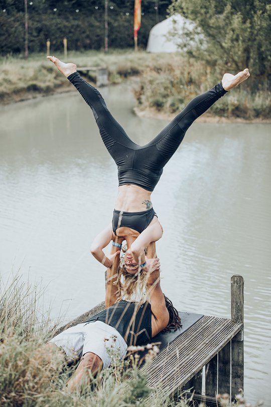 Acro Partner Yoga